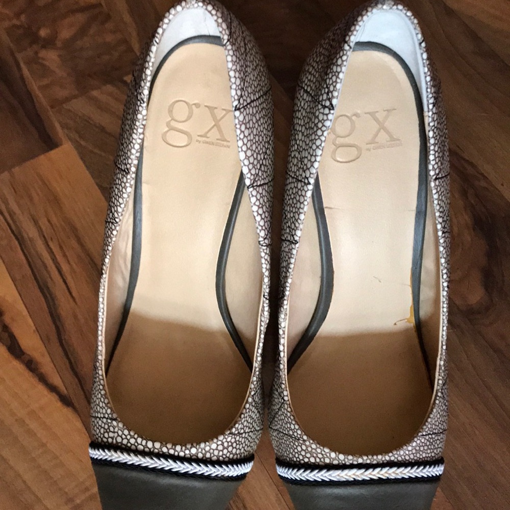 GX heels - Picture 2 of 3